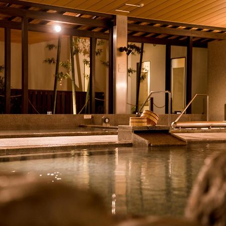 Kobe Harbor Land Onsen Manyo-Club Hotel Bagian luar foto