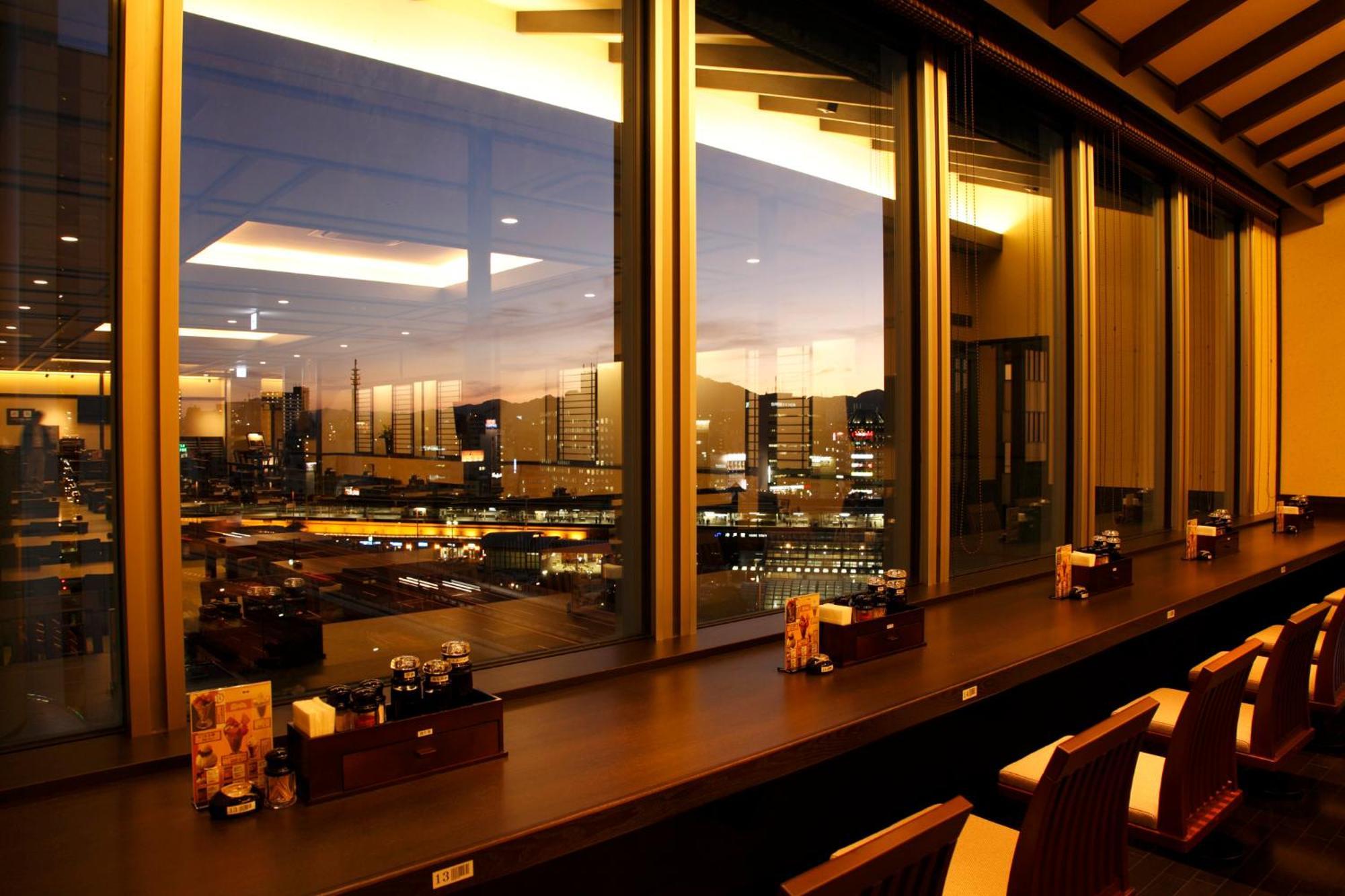 Kobe Harbor Land Onsen Manyo-Club Hotel Bagian luar foto